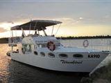 Harry's Getaway - Kariba Houseboat