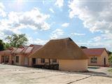 Okavango Roadside Gastehuis