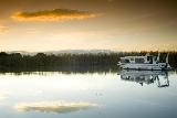 Old Willow No 7 Houseboat Charters