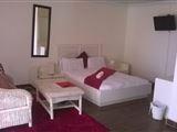 Karona Guest House & Lodge