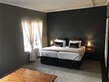 Koedoe Guest House, O.R Tambo Airport