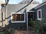 Courtyard Cottage, Muizenberg; Cosy Studio Flat