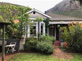 Muizenberg Farmhouse-Style Vakansie House