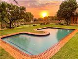 Ikhaya Lesizwe Guest House Bryanston